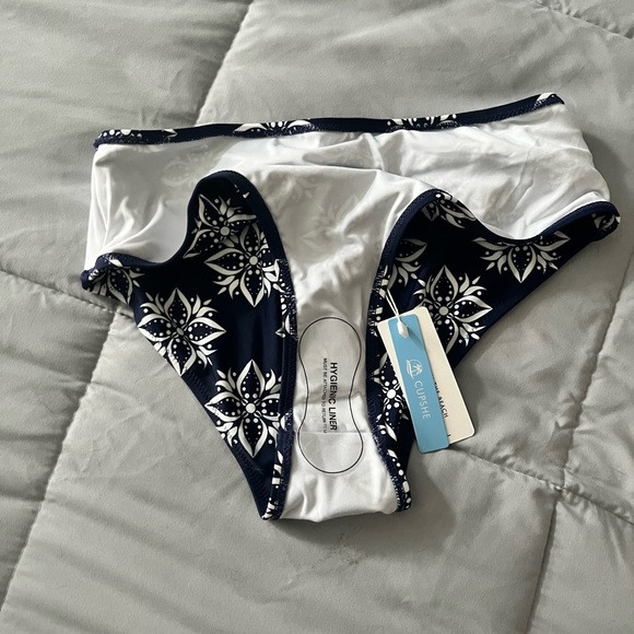 Large solid and boho print bottom brand new Bikini - Picture 7 of 9